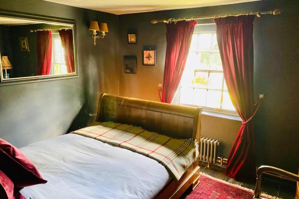 17Th Century Boutique Getaway In The Countryside Apartment Martin Mill Ngoại thất bức ảnh